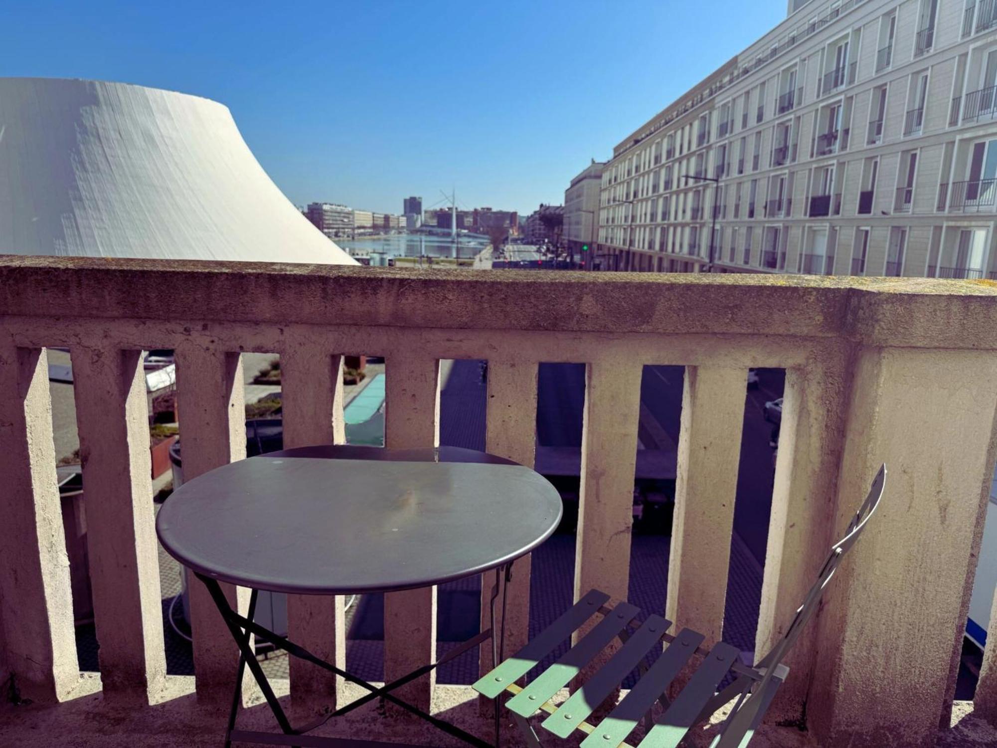 L'Escale Appartements Et Suites En Bord De Mer Le Havre Exteriör bild