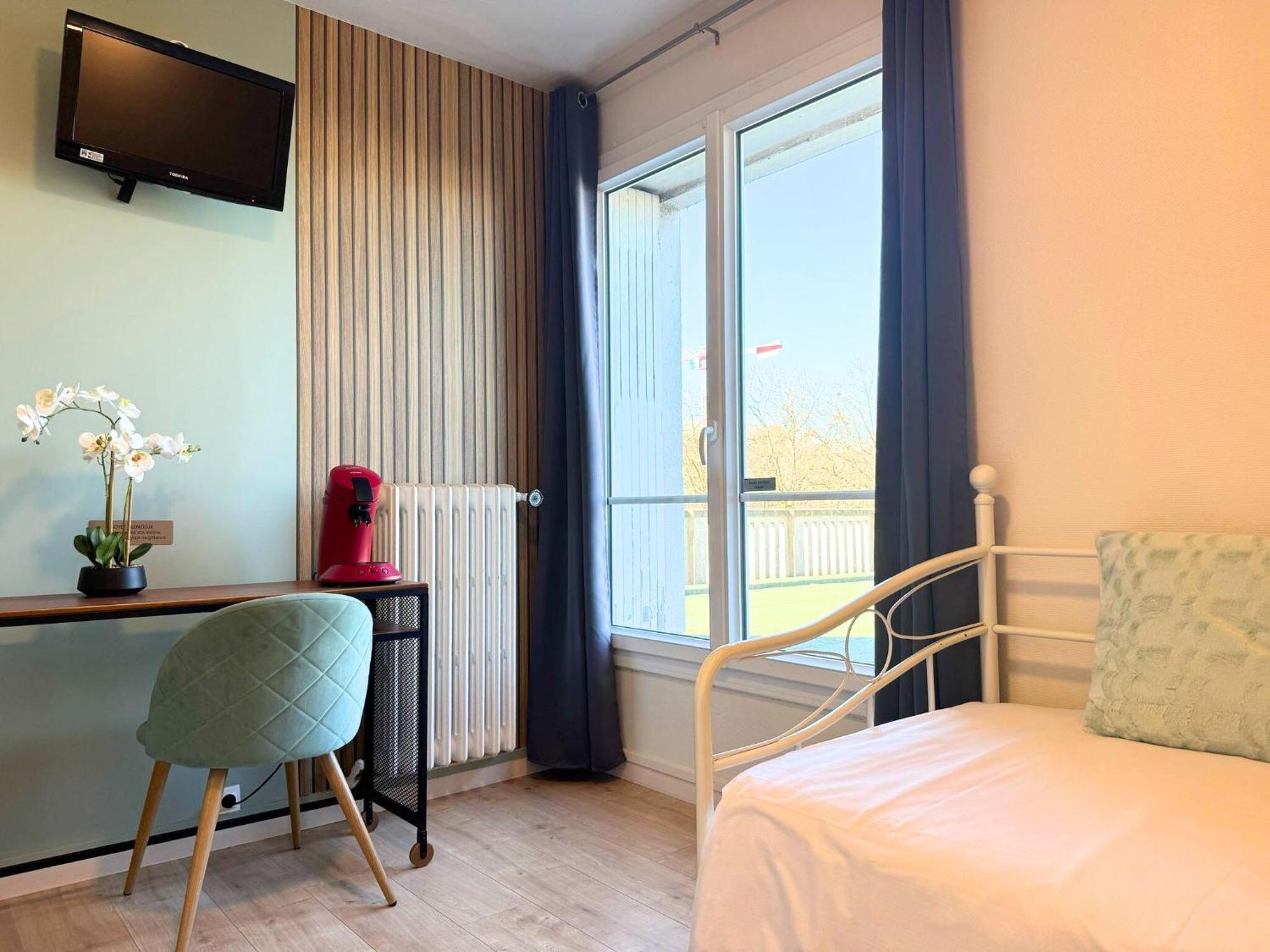 L'Escale Appartements Et Suites En Bord De Mer Le Havre Exteriör bild