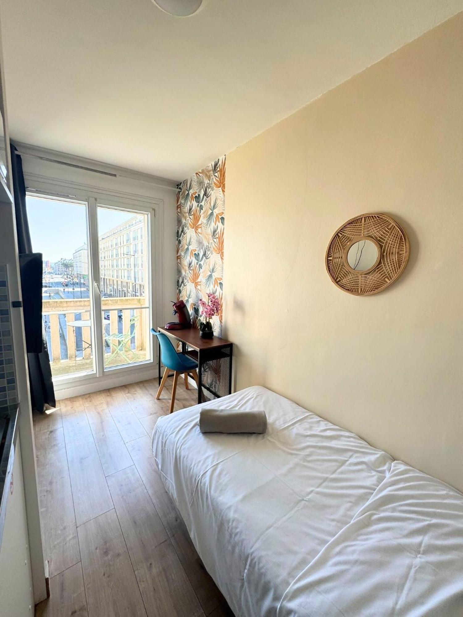 L'Escale Appartements Et Suites En Bord De Mer Le Havre Exteriör bild