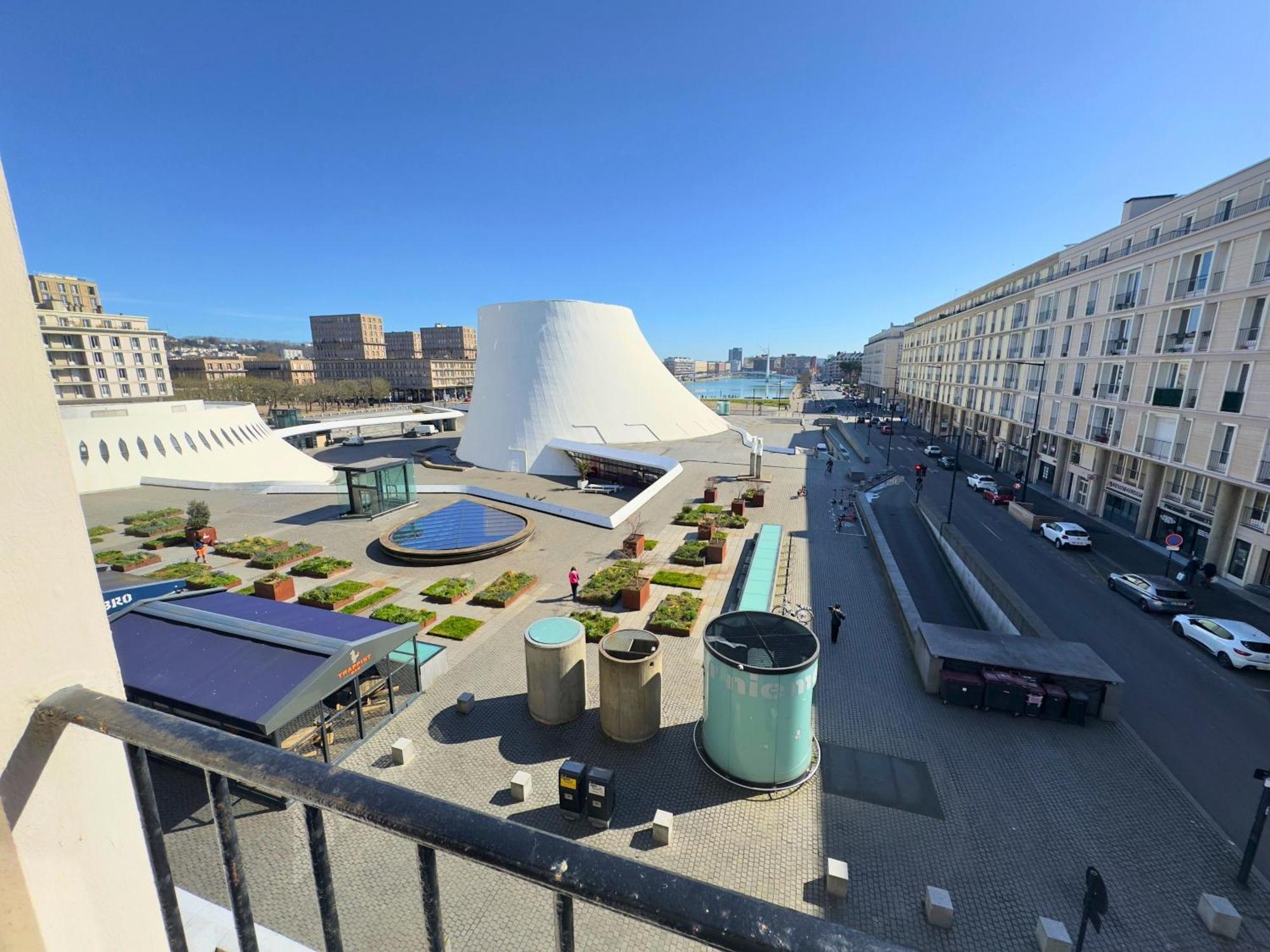 L'Escale Appartements Et Suites En Bord De Mer Le Havre Exteriör bild